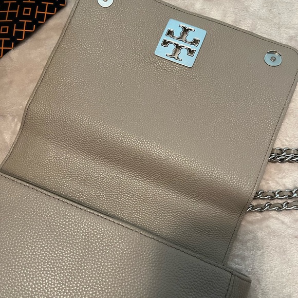 Tory Burch Classic Handbag - Picture 9 of 16